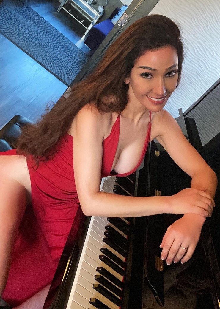 Kristina Basham Kristina Basham