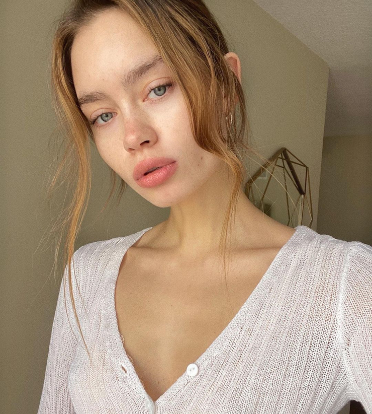Lisa Yakovina Lisa Yakovina