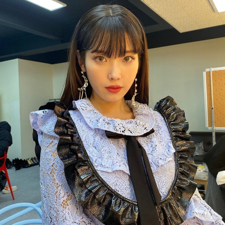 IU