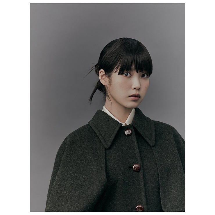 IU