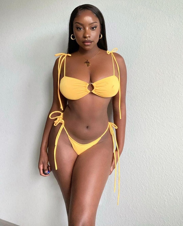 Savannah Perkins