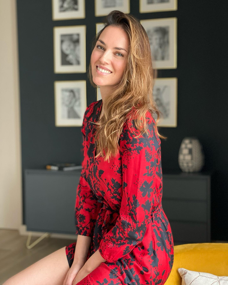 Helen Lindes