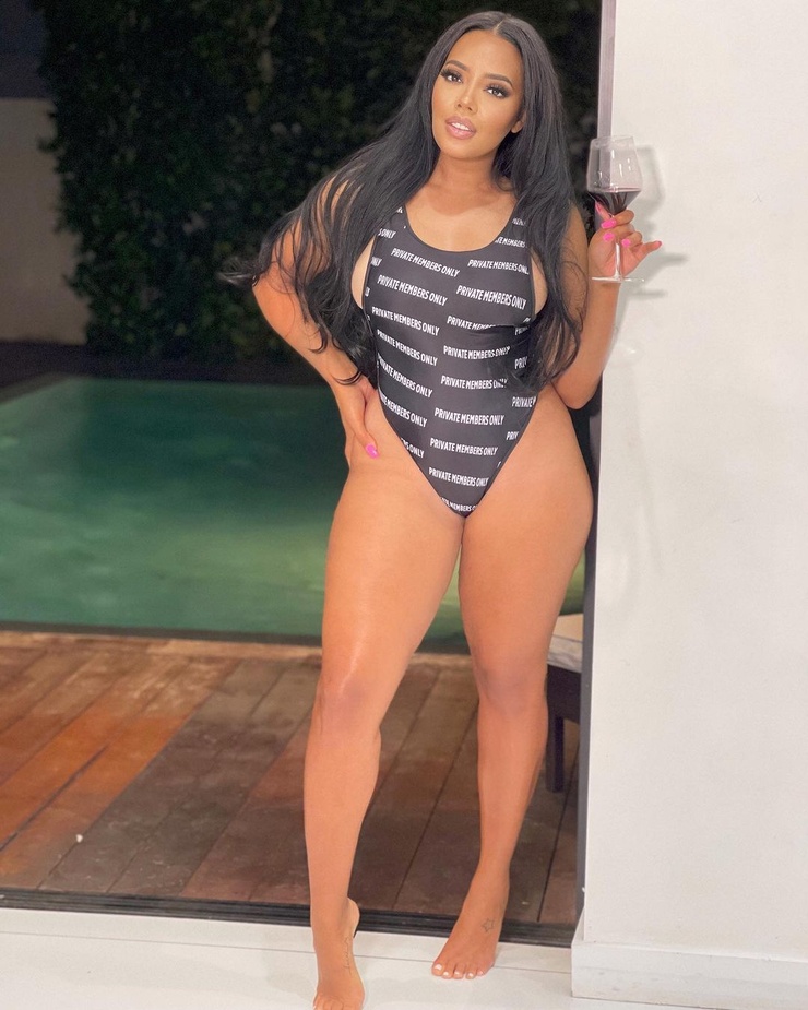 Angela Simmons