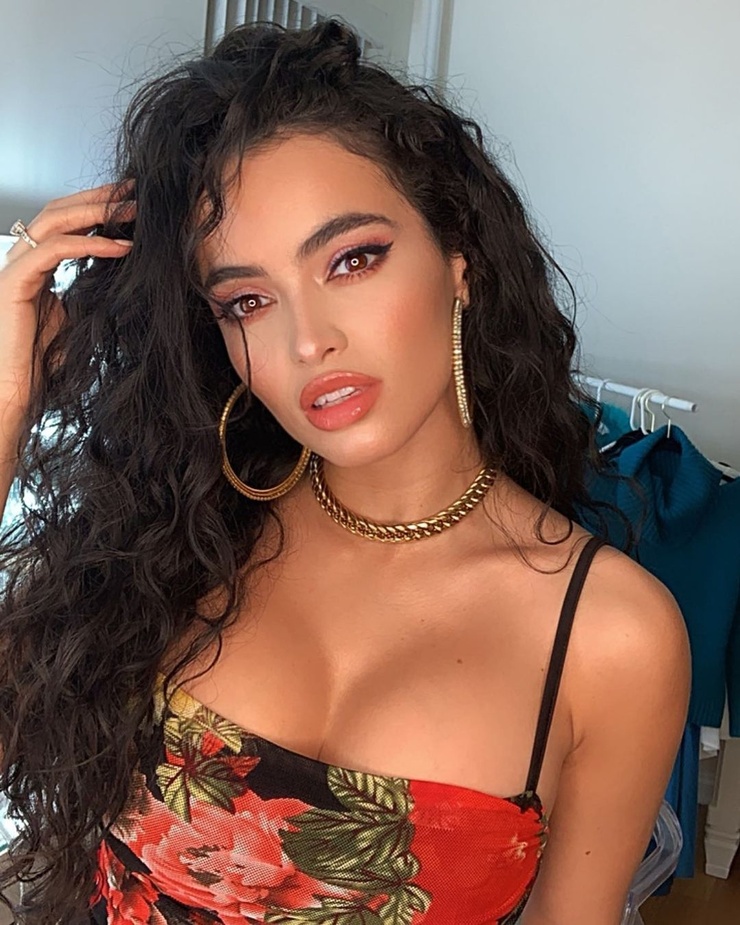 Franciele Medeiros Franciele Medeiros