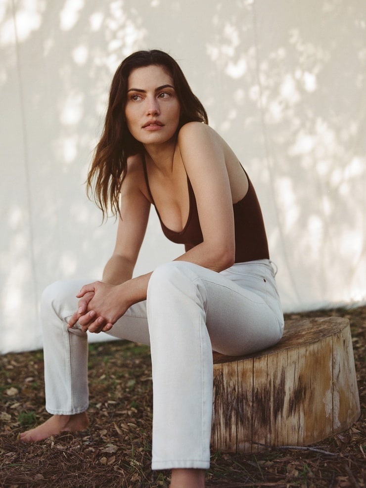 Phoebe Tonkin