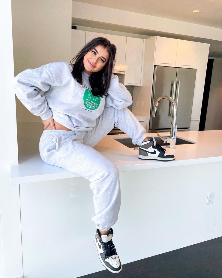 Kalani Hilliker