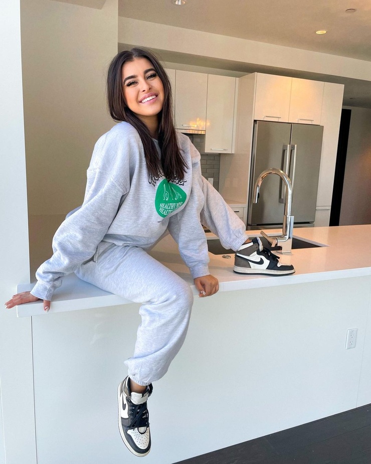 Kalani Hilliker