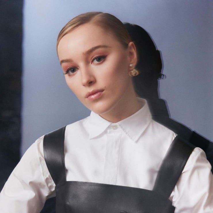 Phoebe Dynevor Phoebe Dynevor