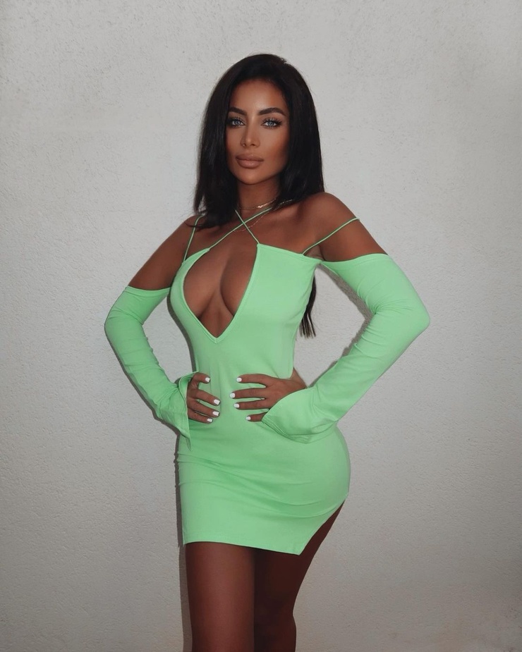 Natasha Naraghi Natasha Naraghi
