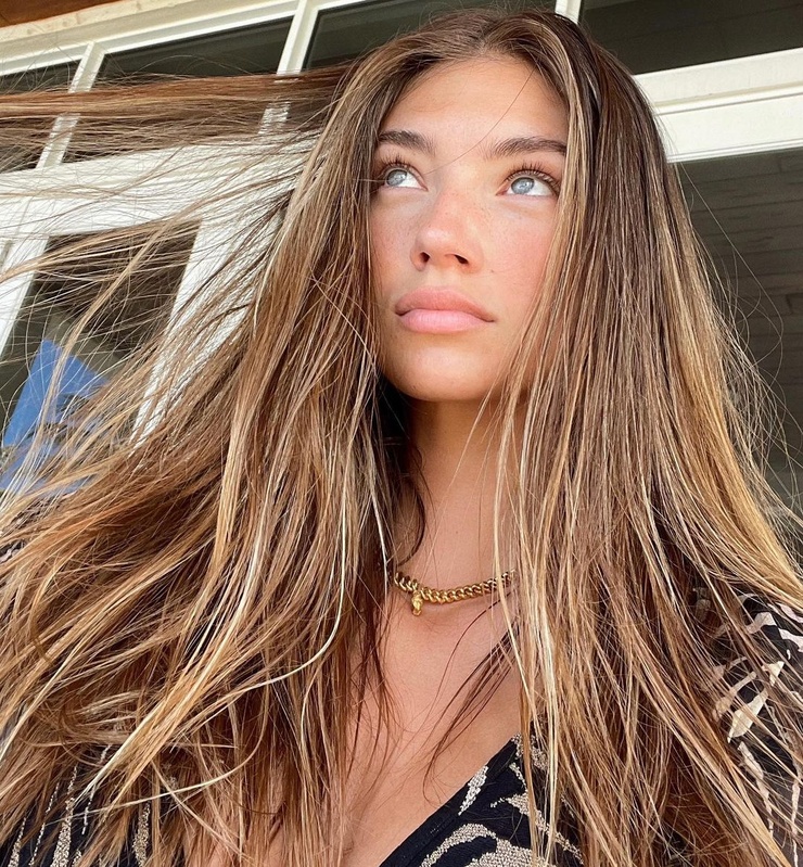 Lorena RAE