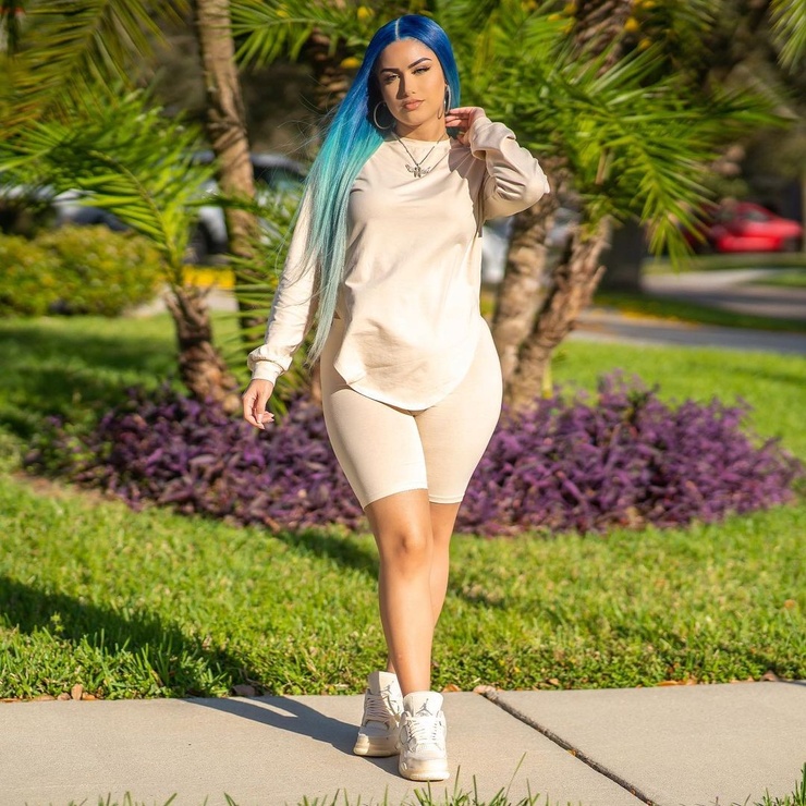 Hazel Zquad