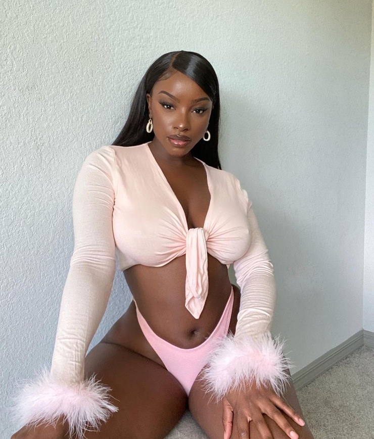 Savannah Perkins
