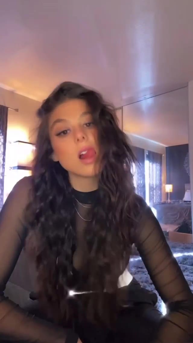 Kira Kosarin