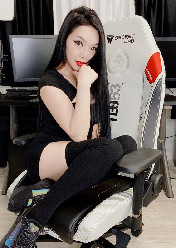 Linda Le (aka Vampy)