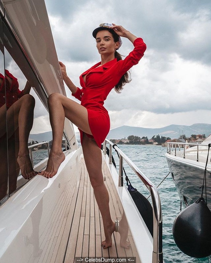 Ekaterina Zueva Ekaterina Zueva