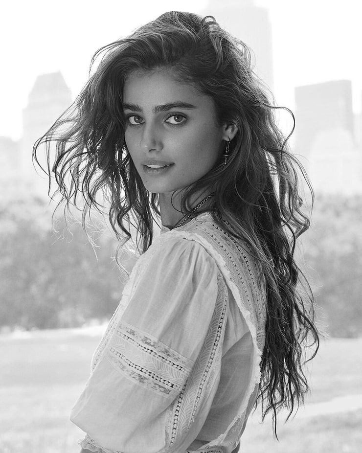 Taylor Marie Hill image