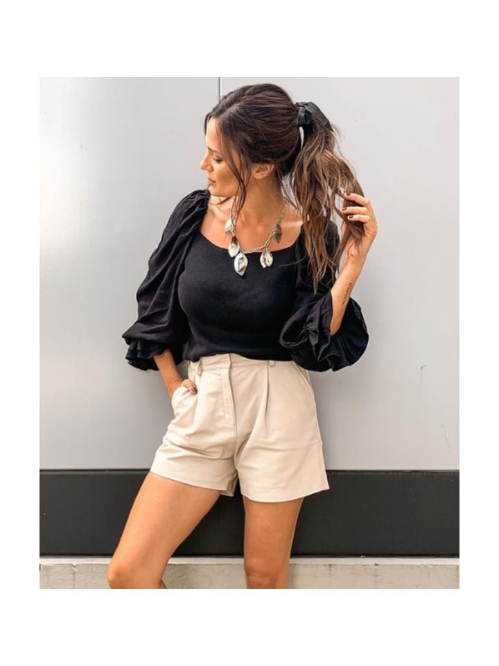 Paula Chaves