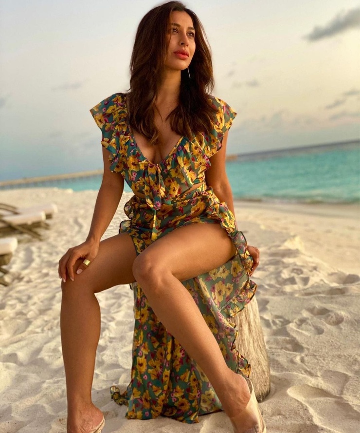 Sophie Choudry