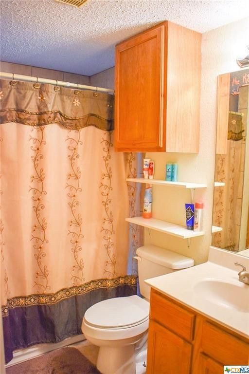 1118 Hilltop St, Belton, TX 76513