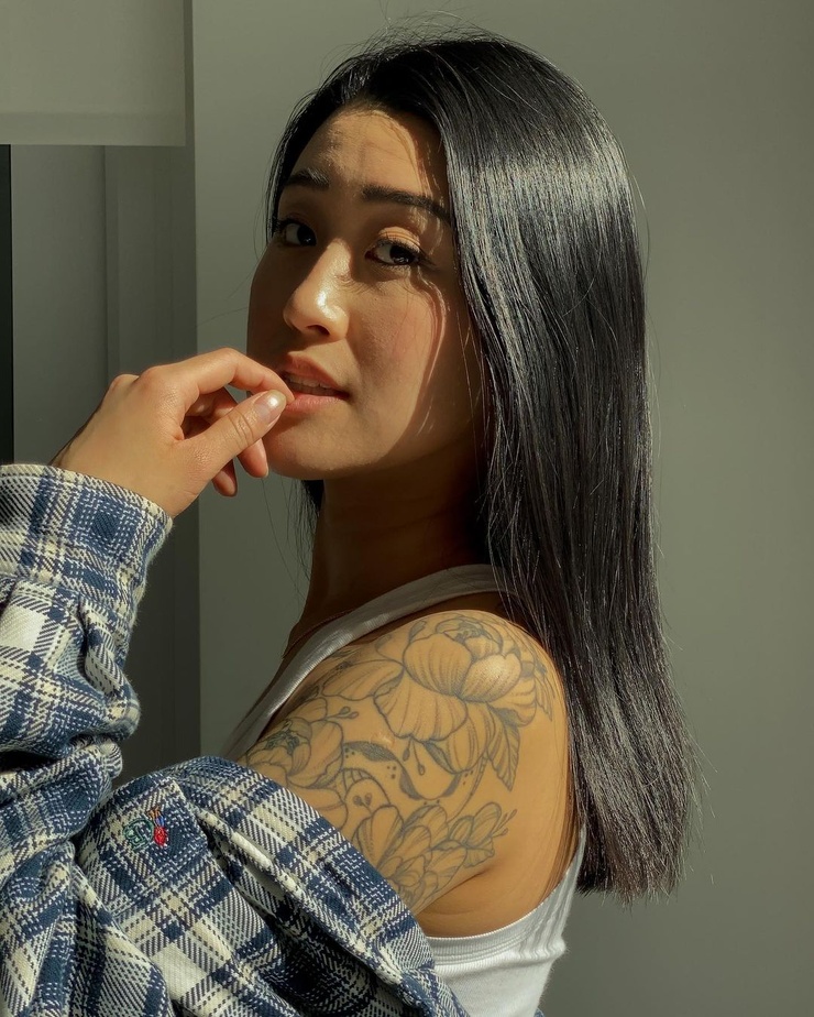 Angel Zheng