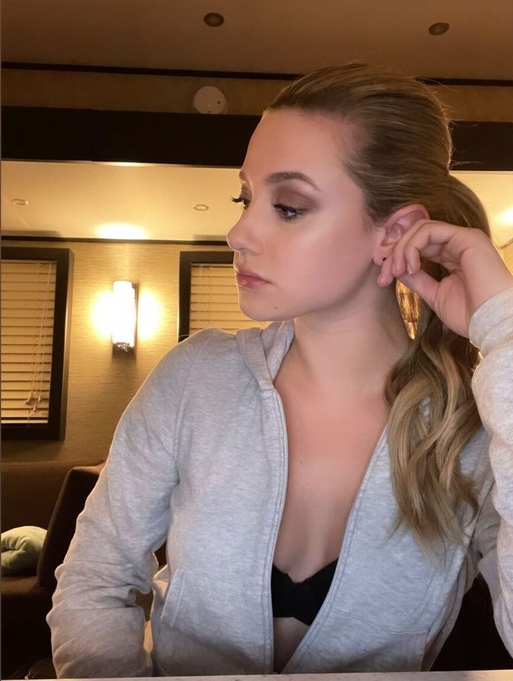 Lili Reinhart Lili Reinhart
