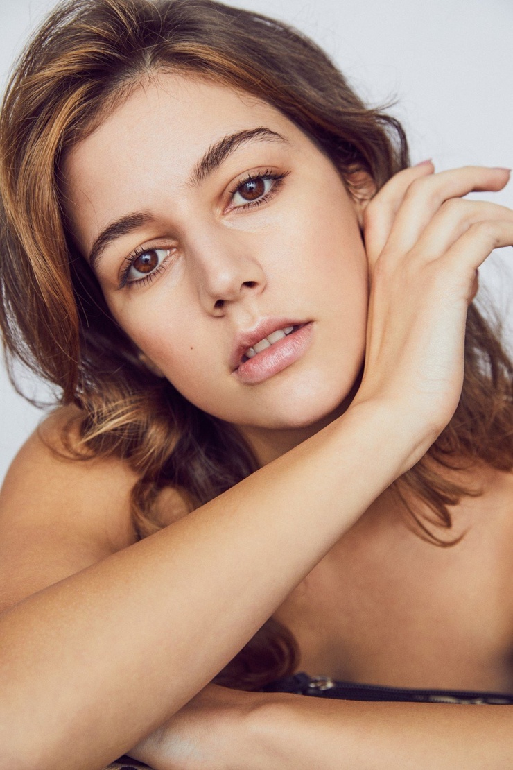 Tia Naris Image tia-naris-image