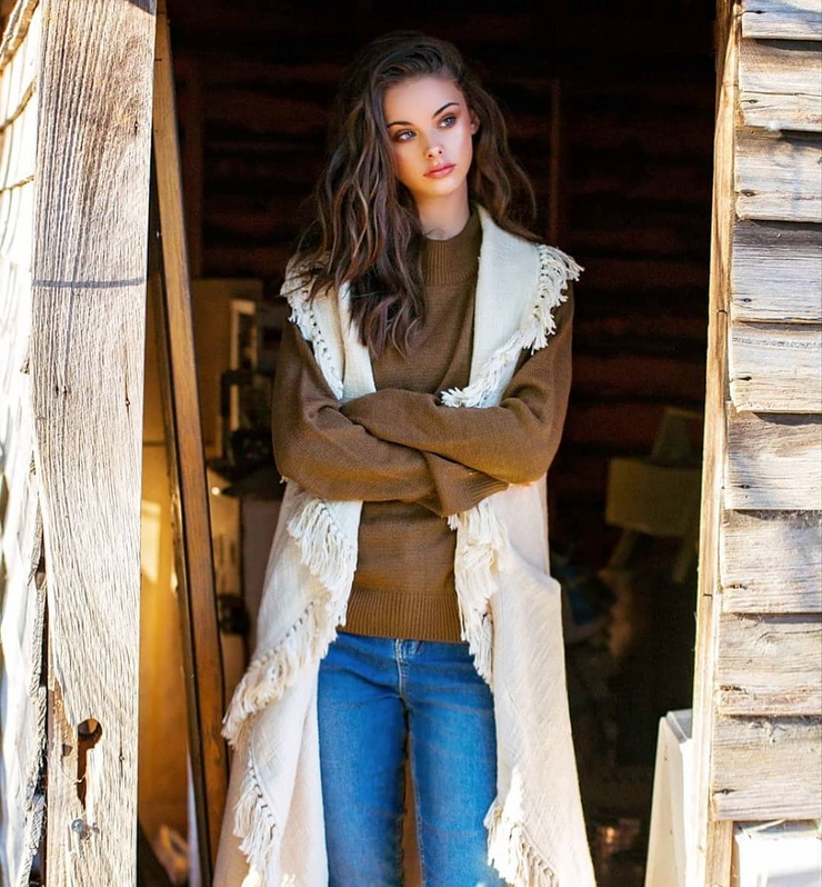 Meika Woollard