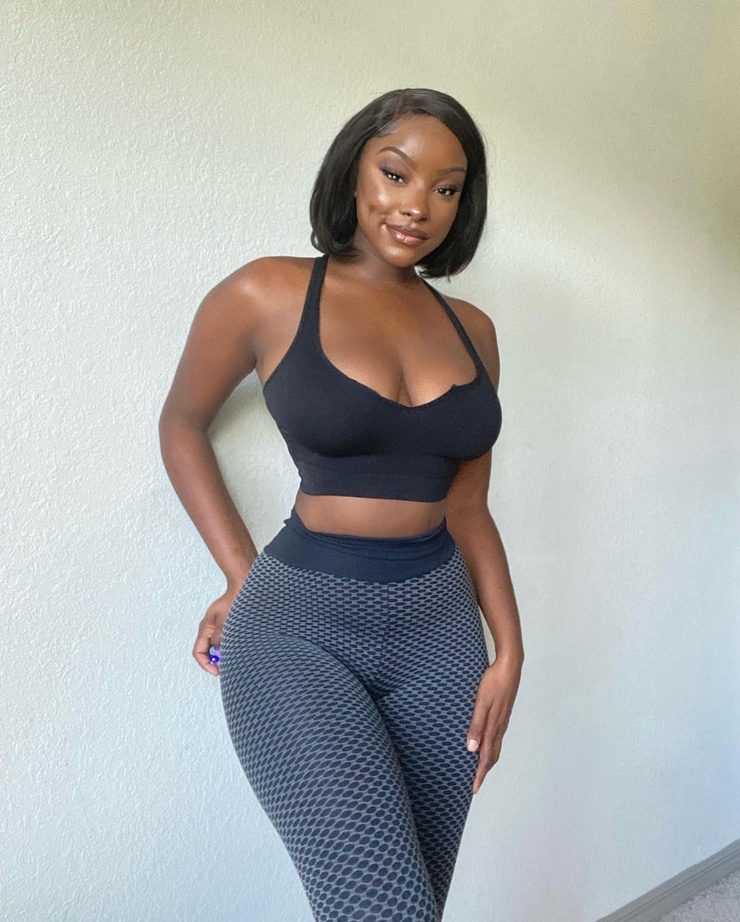 Savannah Perkins