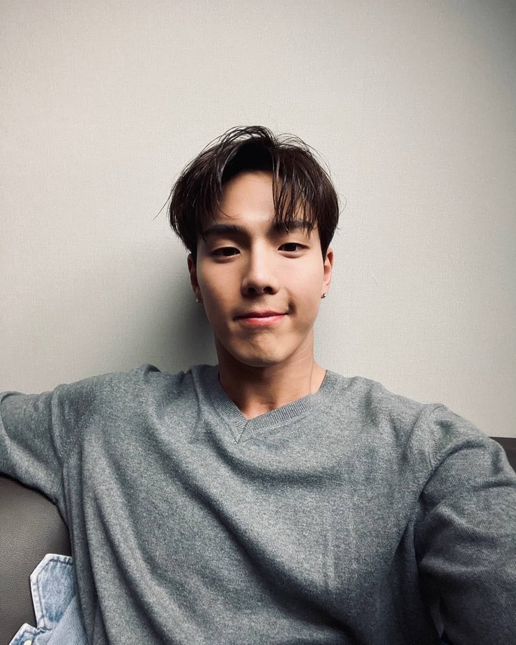 Shownu (MONSTA X)