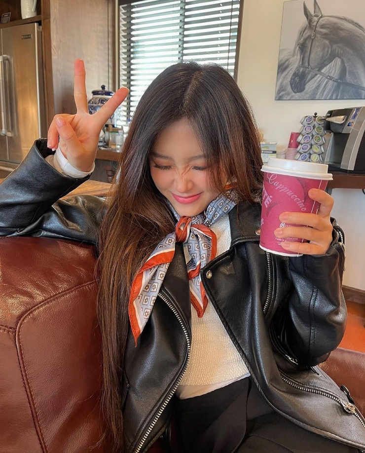 Heyoon Jeong Heyoon Jeong