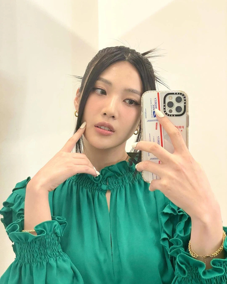 Joy (Park Soo Young)