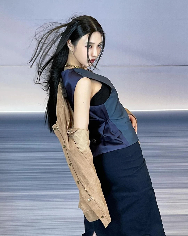 Joy (Park Soo Young)