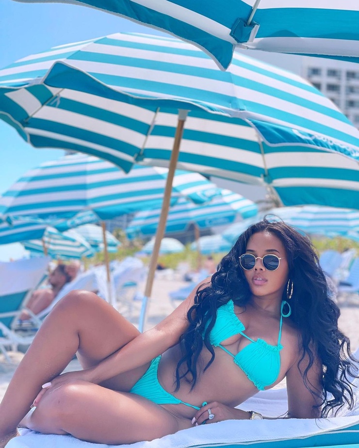 Angela Simmons