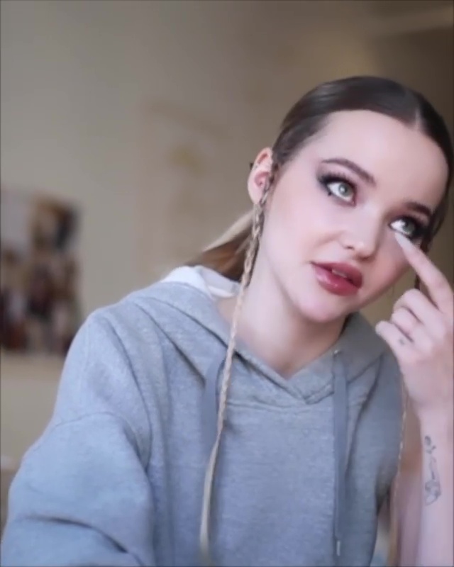 Dove Cameron
