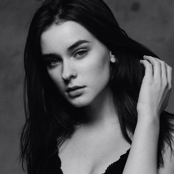 Amanda Saburova
