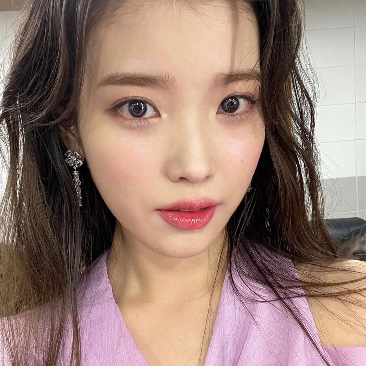 IU IU