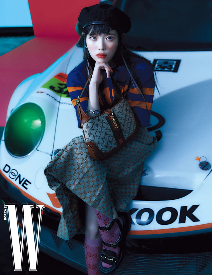 IU