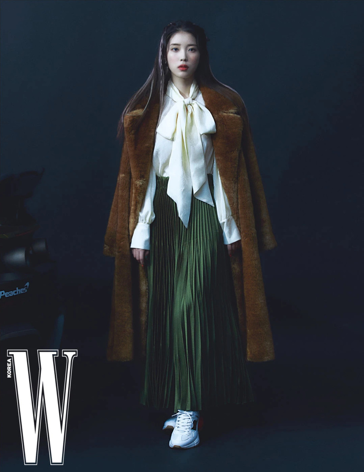 IU