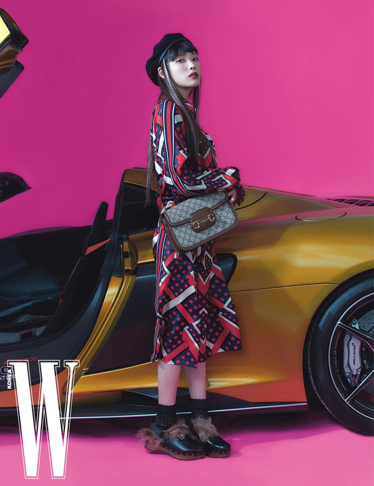 IU