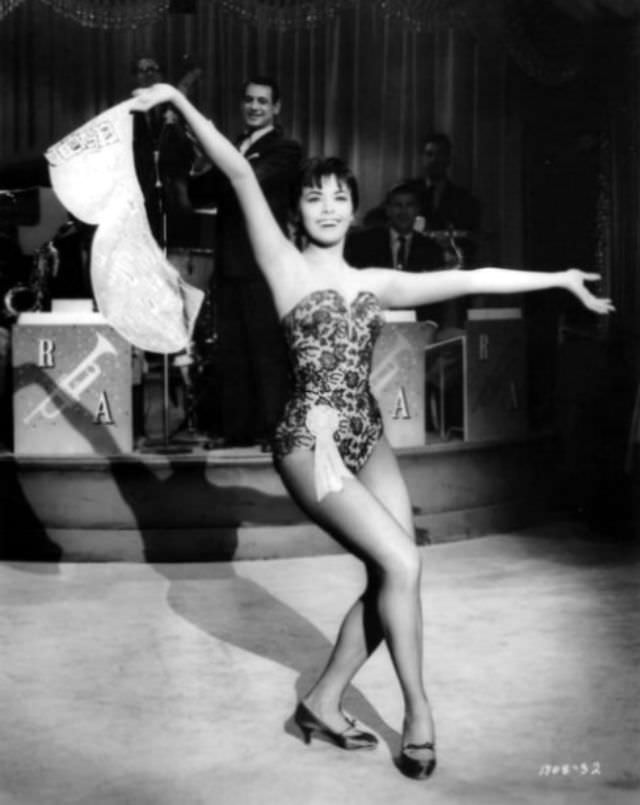 Neile Adams Neile Adams