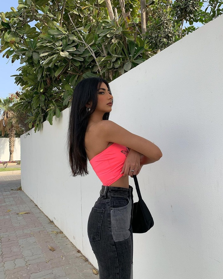 Iffat Marashi