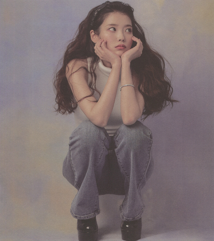 IU