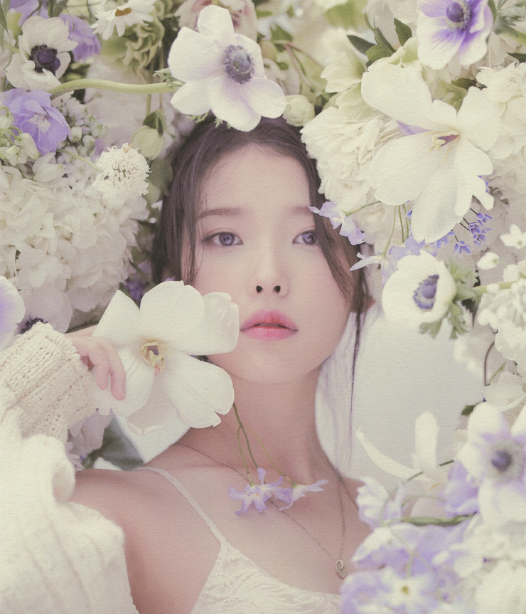 IU