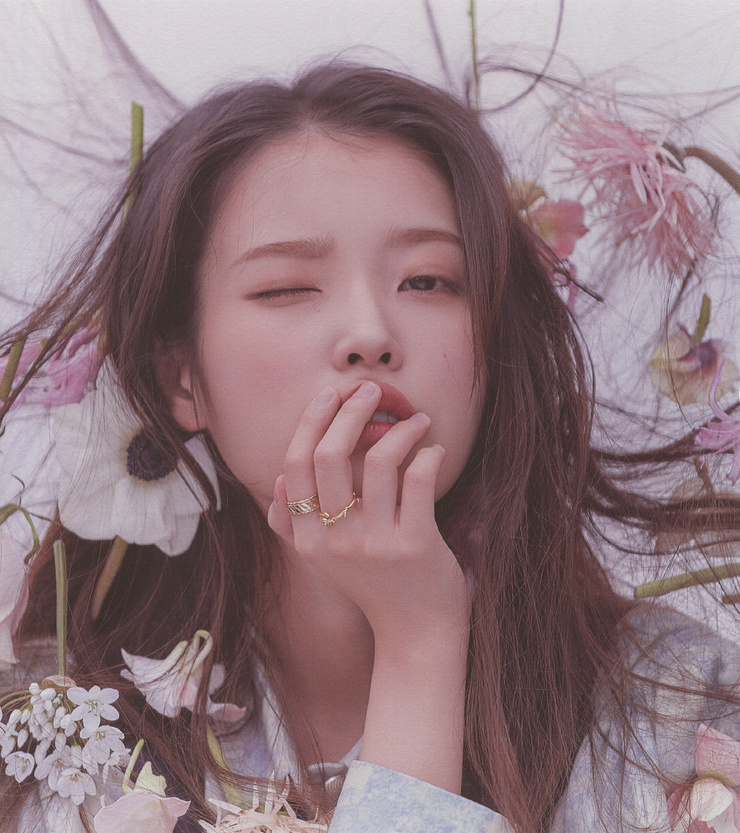 IU
