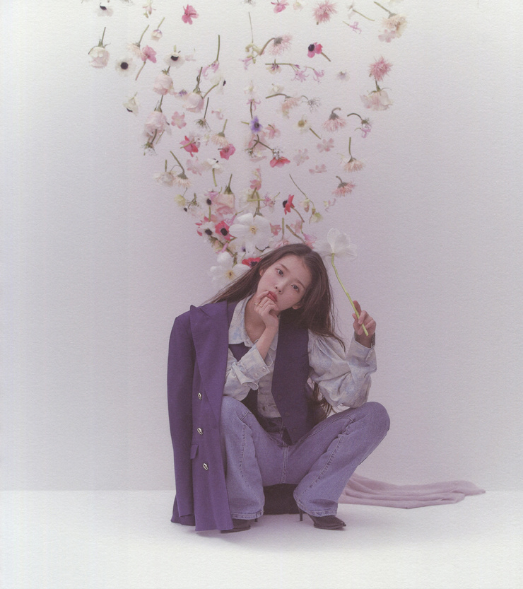 IU