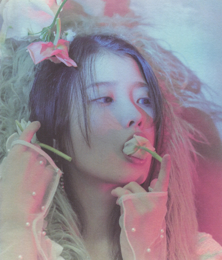 IU