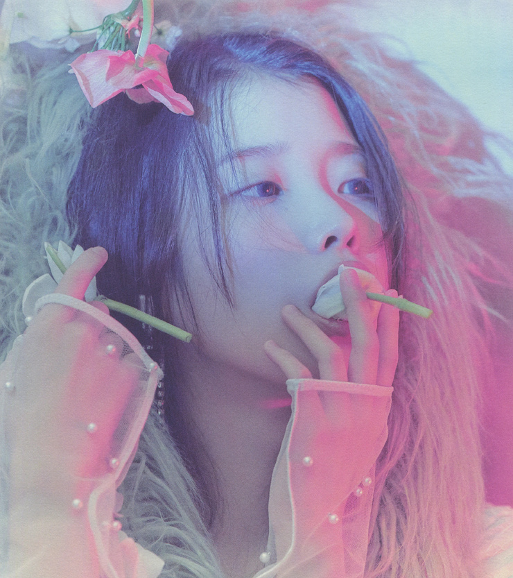 IU