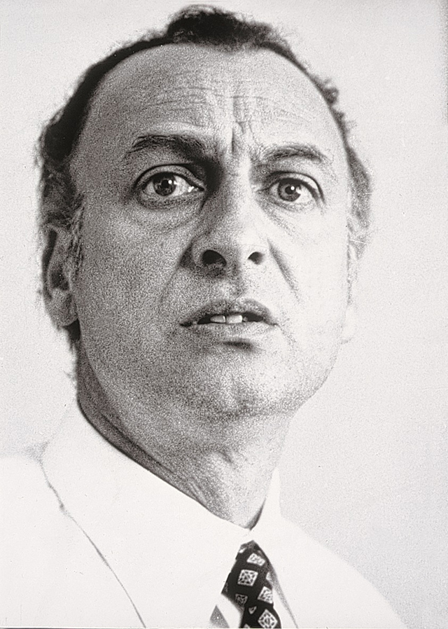 Héctor Alterio