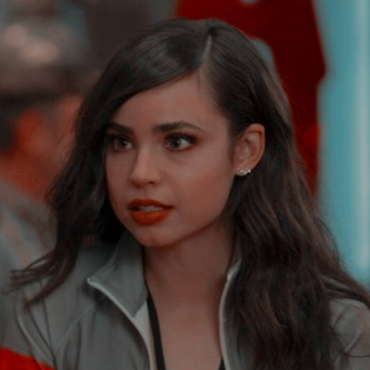 Sofia Carson
