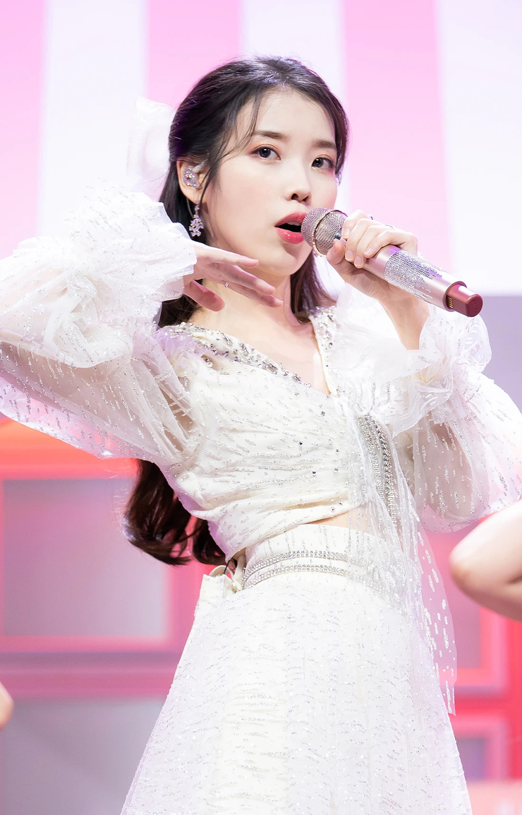 IU